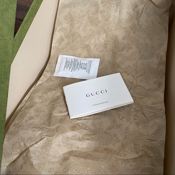 Authentic GUCCI empty green box and dust bags - Picture 3 of 11